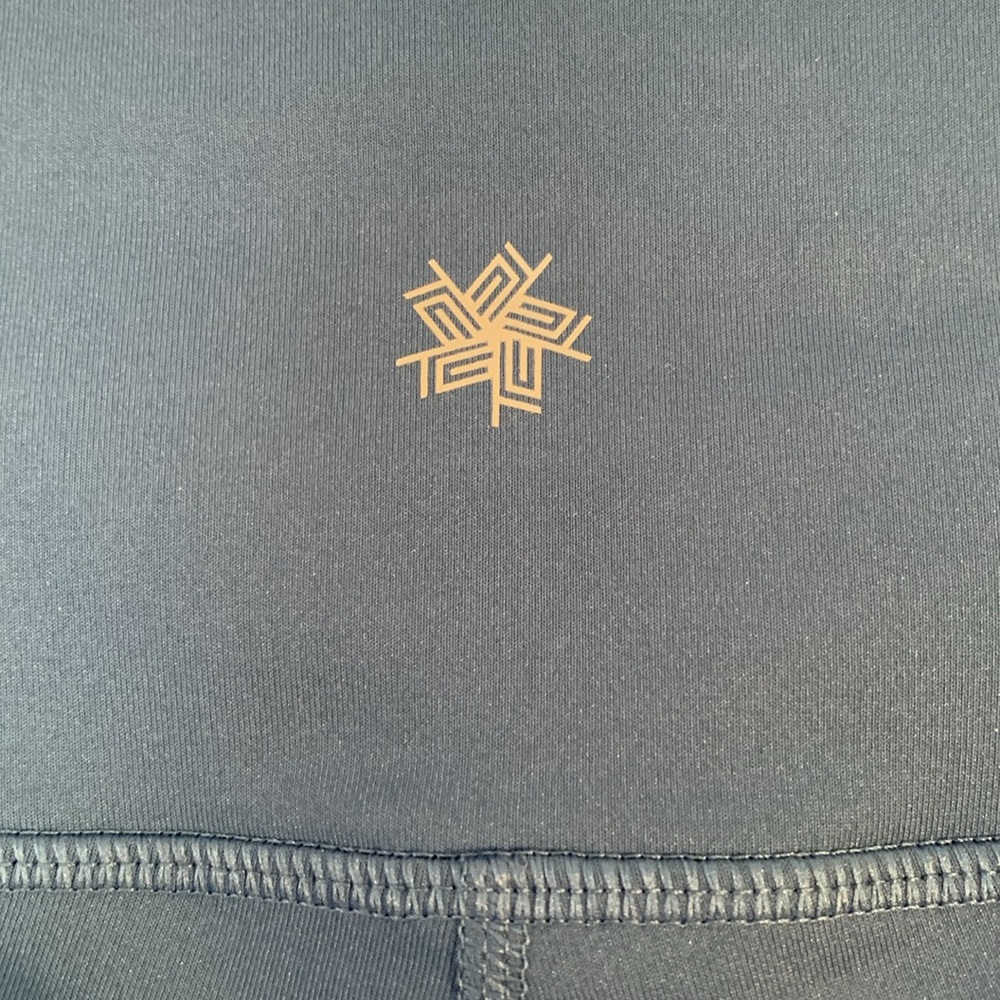 Tek Gear Drytek Multicolor Mid-calf Leggings EUC - Picture 3 of 7